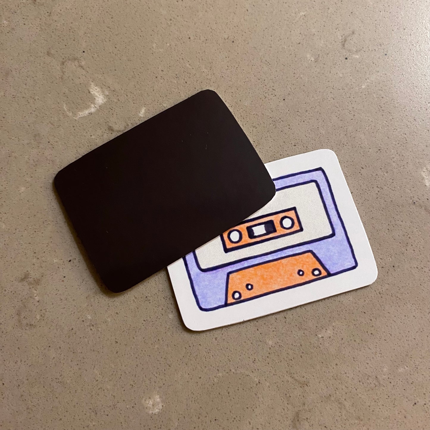 Kylskåpsmagneter: Kassettband